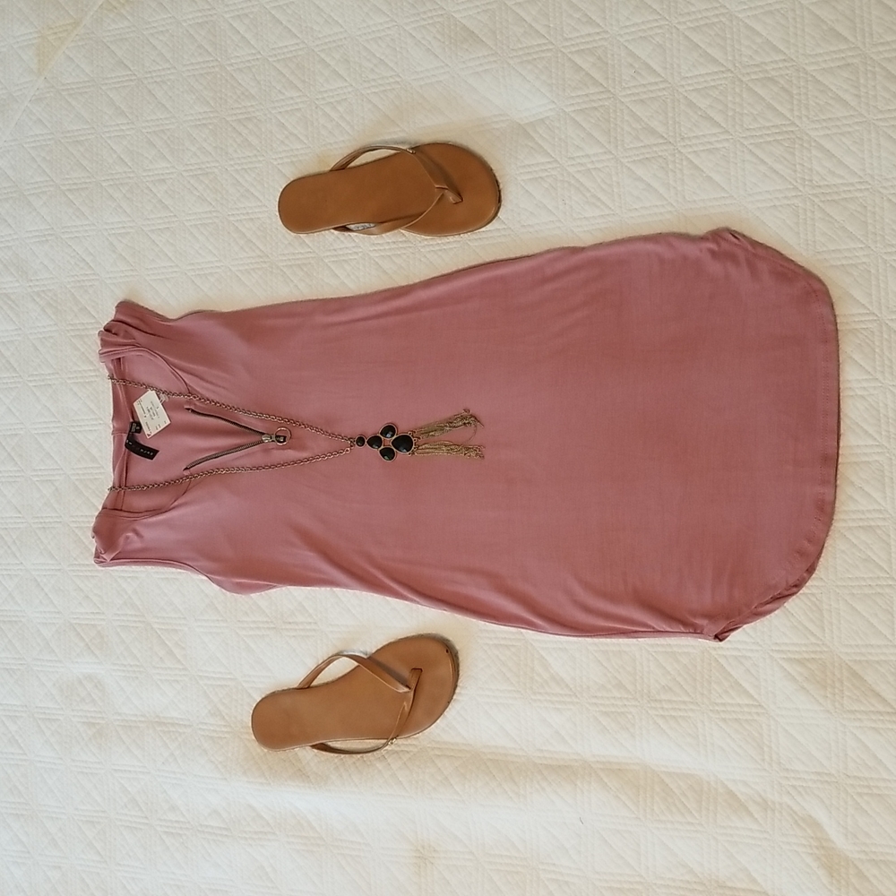 NEW with tag, pink dress, small size